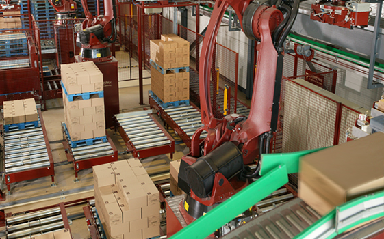 從運(yùn)營角度,看碼垛機(jī)器人如何幫助企業(yè)節(jié)約成本