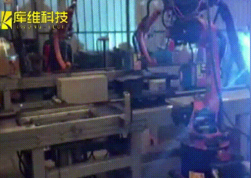 機器人焊接生產線比焊接專機生產線好在哪？總結了這兩點