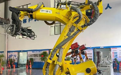 大負(fù)載的工業(yè)機(jī)器人逐漸占據(jù)國內(nèi)市場的優(yōu)選